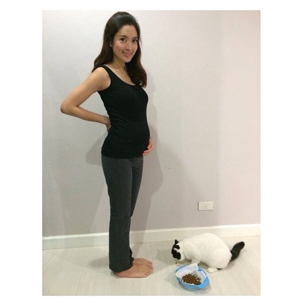 แอฟ ทักษอร เผยภาพลูกในครรภ์เป็นครั้งแรก แอฟ ทักษอร เผยภาพลูกในครรภ์เป็นครั้งแรก