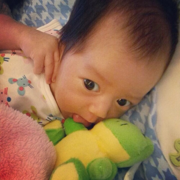 อัพเดทภาพน่ารัก น้องณดล-น้องณดา ดวงใจของแม่กบ-พ่อบรู๊ค อัพเดทภาพน่ารัก น้องณดล-น้องณดา ดวงใจของแม่กบ-พ่อบรู๊ค