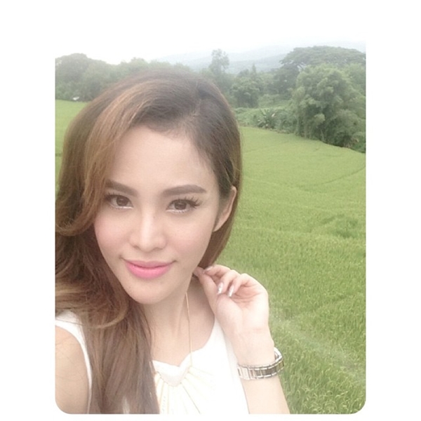 อ้อม เกศินี อ้อม เกศินี