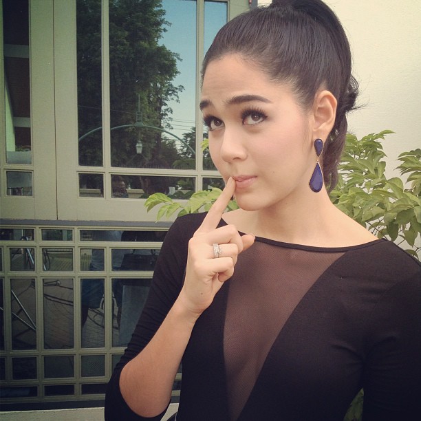 เบื้องหลัง ทรายสีเพลิง เบื้องหลัง ทรายสีเพลิง