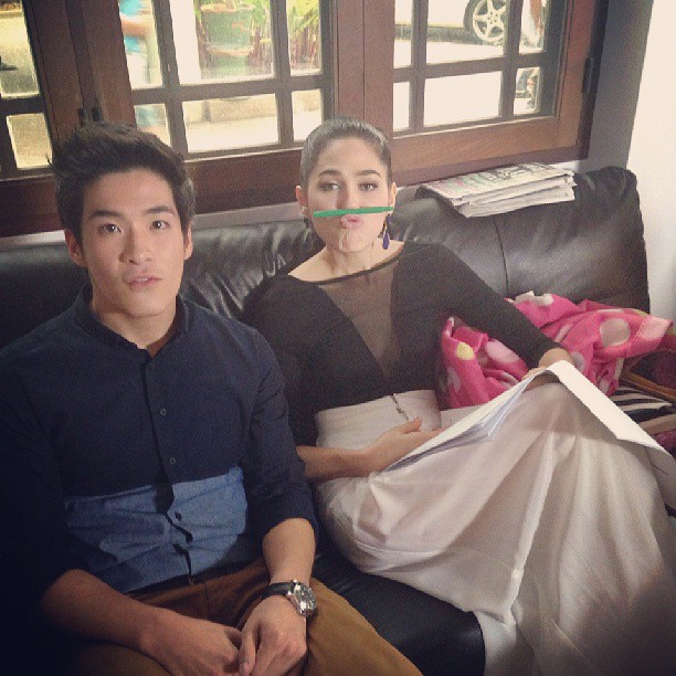 เบื้องหลัง ทรายสีเพลิง เบื้องหลัง ทรายสีเพลิง