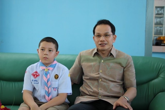 น้องแบงค์ ขายนมเปรี้ยวหลังเลิกเรียน นำเงินเป็นทุนไปแข่งว่ายน้ำ น้องแบงค์ ขายนมเปรี้ยวหลังเลิกเรียน นำเงินเป็นทุนไปแข่งว่ายน้ำ