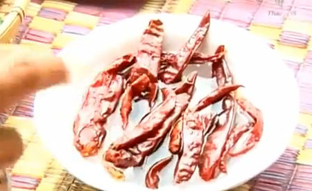 แกงป่ามะระขี้นก ใส่ซี่โครงอ่อนหมู