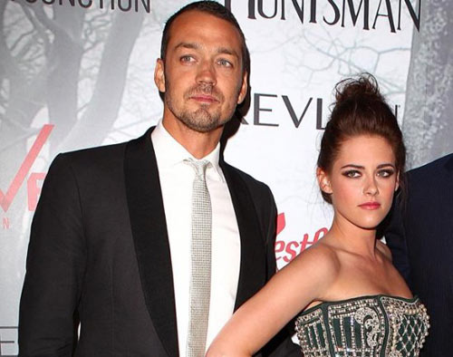 รูเพิร์ธ แซนเดอร์ส - คริสเตน สจ๊วต