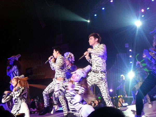 คอนเสิร์ต ลิฟท์ ออย