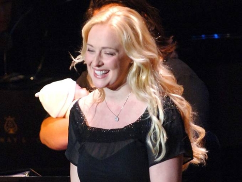 มินดี้ แมคเครดี้ Mindy McCready