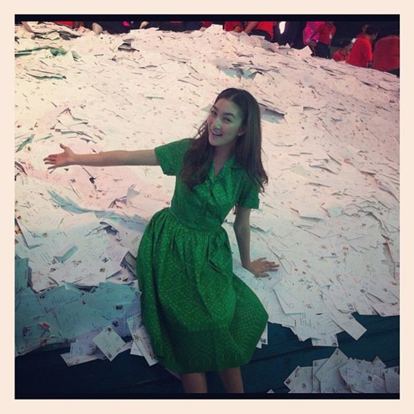 ซุปตาร์ร่วมแจม จับไปรษณียบัตรทายผลบอล