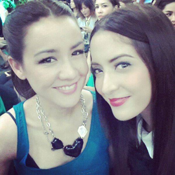 ซุปตาร์ร่วมแจม จับไปรษณียบัตรทายผลบอล