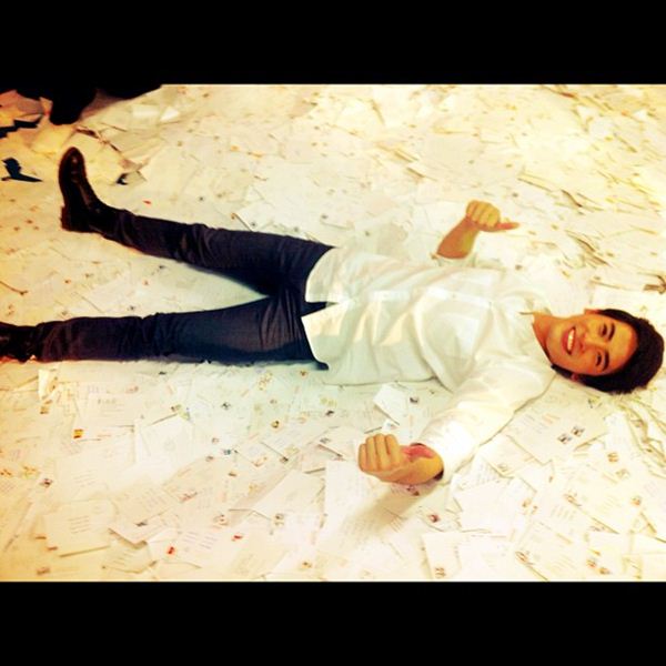 ซุปตาร์ร่วมแจม จับไปรษณียบัตรทายผลบอล