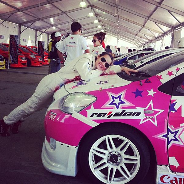 ไผ่-นาตาลี-แอริน สวมวิญญาณนักนักซิ่ง แข่งรถที่มาเลเซีย