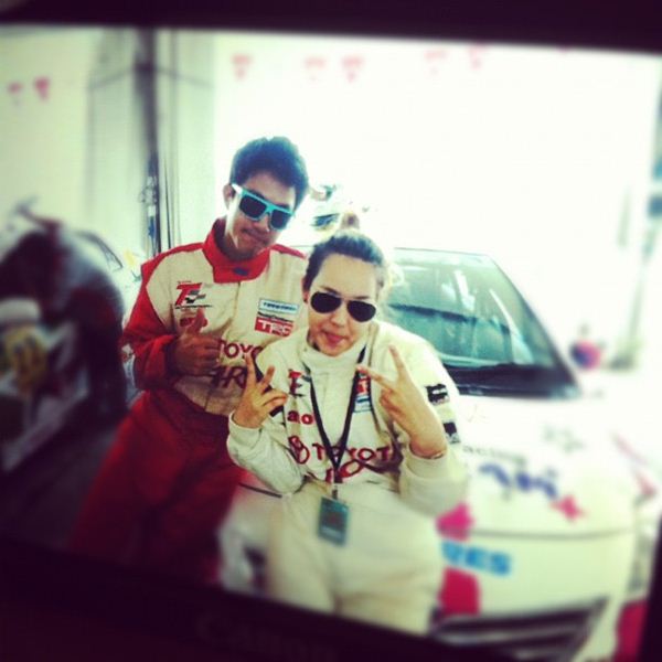 ไผ่-นาตาลี-แอริน สวมวิญญาณนักนักซิ่ง แข่งรถที่มาเลเซีย