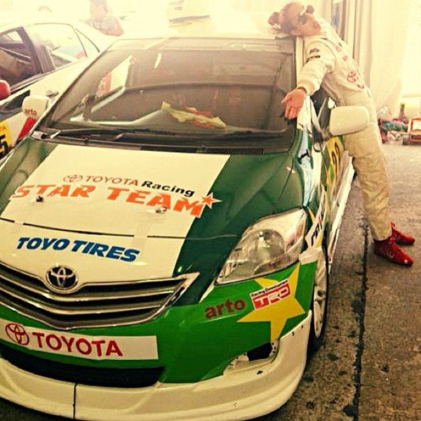 ไผ่-นาตาลี-แอริน สวมวิญญาณนักนักซิ่ง แข่งรถที่มาเลเซีย