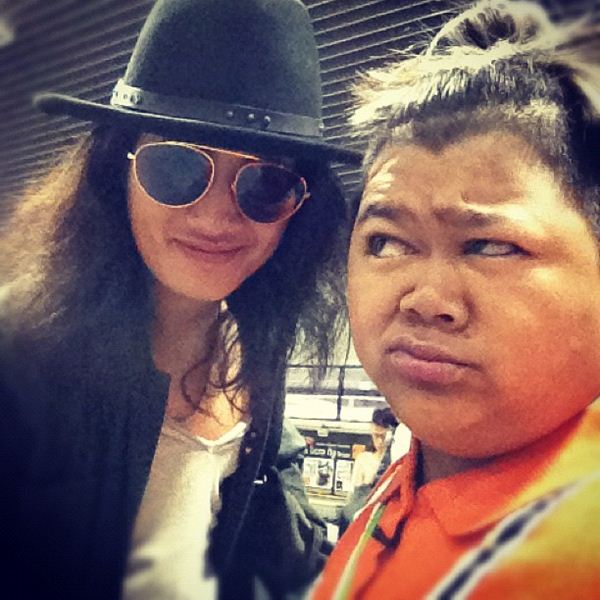 เป้ อารักษ์ ยกพลพรรค ไปเฮที่อุดรใน ฉันไปค้างคืนฯ