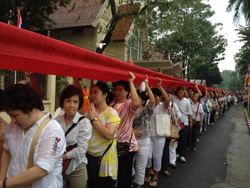 งานภูเขาทอง 2555