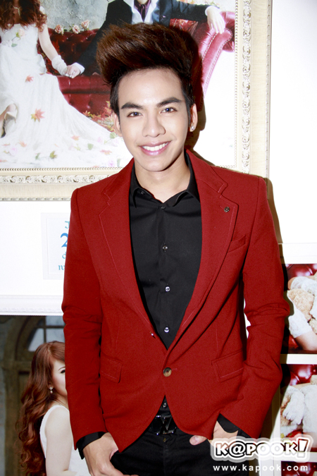 งานแต่ง โด่ง ออม งานแต่ง โด่ง ออม