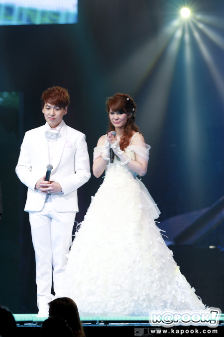 งานแต่ง โด่ง ออม งานแต่ง โด่ง ออม