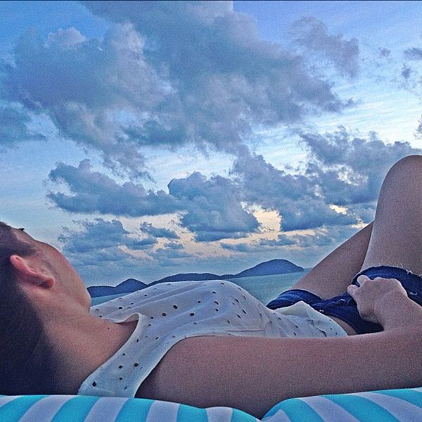 เปิ้ล-จ๋า ควงคู่ฮันนีมูนหวานที่ศรีพันวา จ.ภูเก็ต