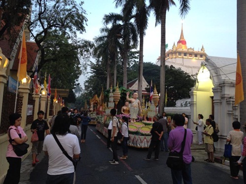 งานภูเขาทอง 2555