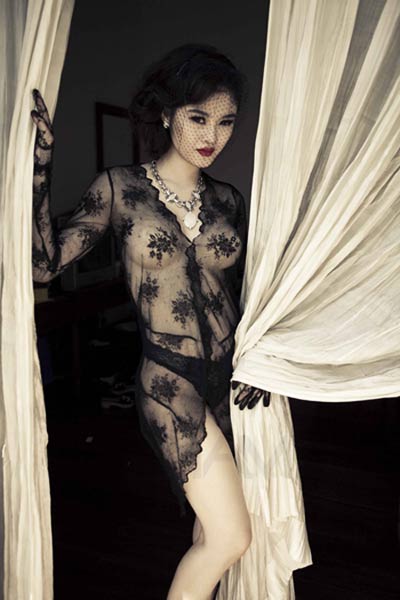 ภาพหลุด มิสเวียดนาม จูเลีย โห่