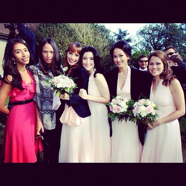 แองจี้-ลดา อวดโฉม แปลงร่างเป็นเพื่อนเจ้าสาว