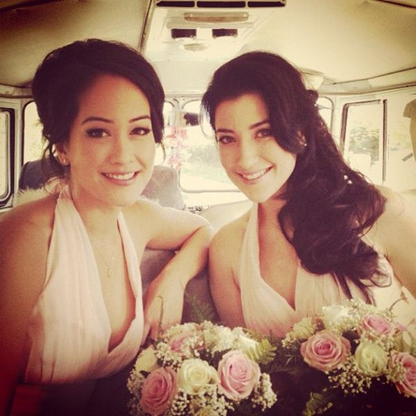 แองจี้-ลดา อวดโฉม แปลงร่างเป็นเพื่อนเจ้าสาว