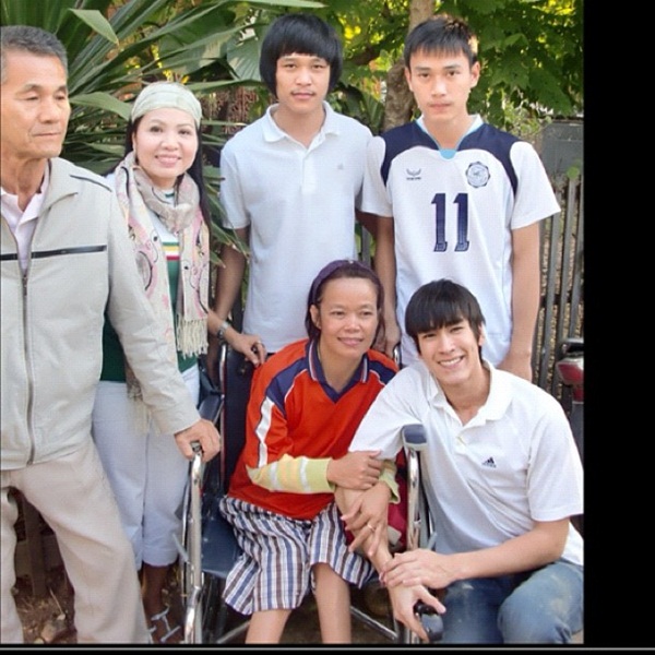 ณเดชน์ คูกิมิยะ