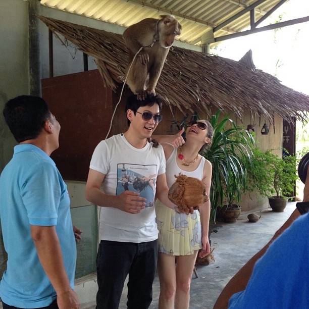 ฟลุค นาตาลี ควงคู่หวานเที่ยวสมุย พร้อม โบวี่ อัฐมา ฟลุค นาตาลี ควงคู่หวานเที่ยวสมุย พร้อม โบวี่ อัฐมา