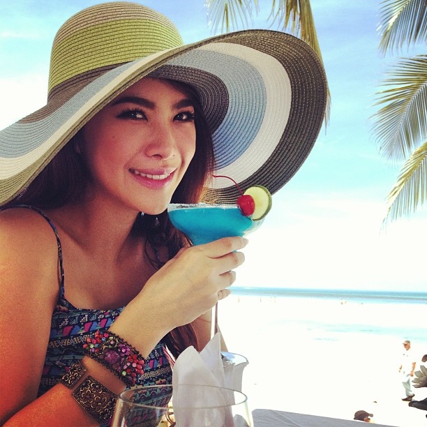 ฟลุค นาตาลี ควงคู่หวานเที่ยวสมุย พร้อม โบวี่ อัฐมา ฟลุค นาตาลี ควงคู่หวานเที่ยวสมุย พร้อม โบวี่ อัฐมา