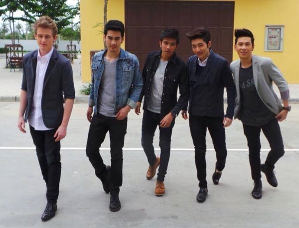 เปิดตัว Acts Studio เปิดตัว Acts Studio