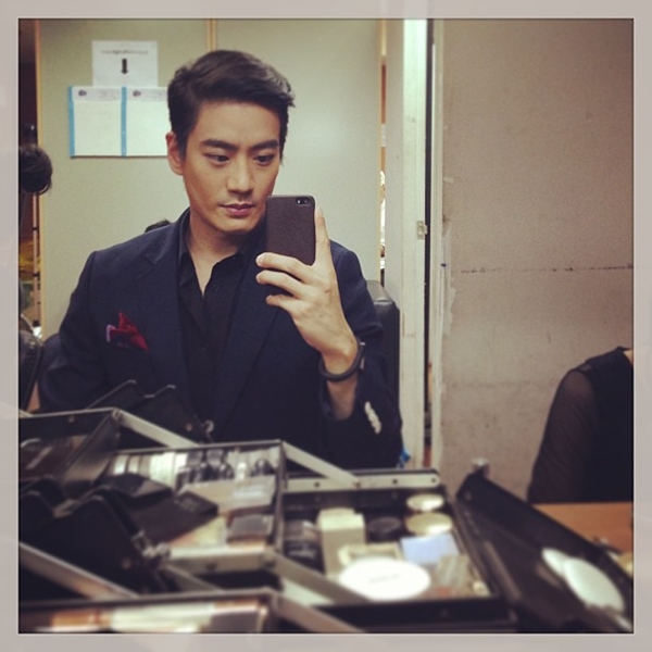 หมอโอ๊ค สมิทธิ์ หมอโอ๊ค สมิทธิ์