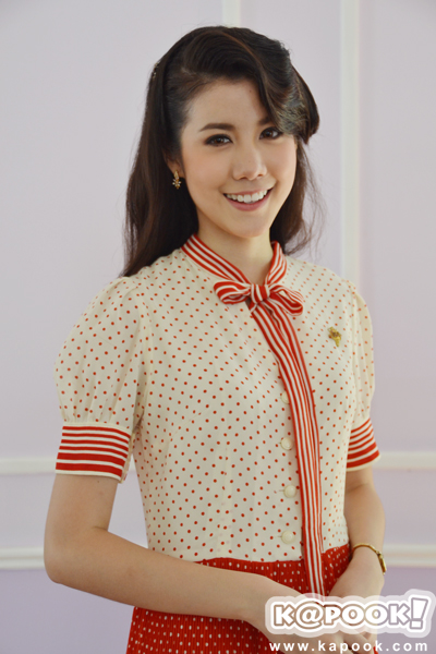 เอสเธอร์ สุปรีย์ลีลา เอสเธอร์ สุปรีย์ลีลา