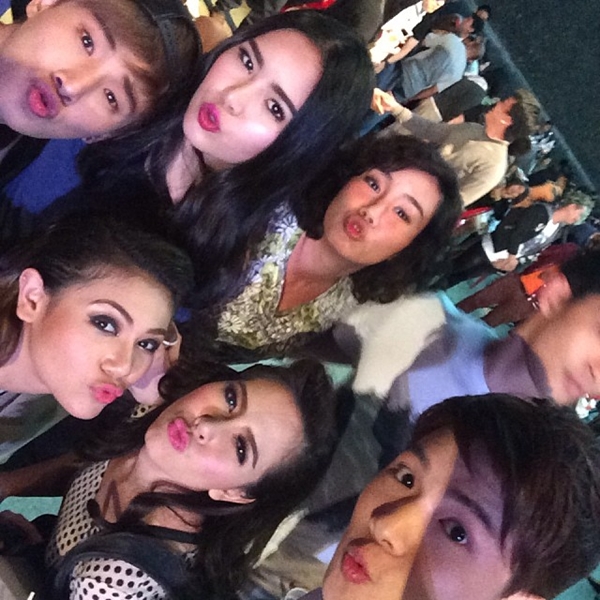 ปาร์ตี้ปีใหม่ Exact สุดฮา ดารา-นักร้องแปลงโฉมสุดขั้ว ปาร์ตี้ปีใหม่ Exact สุดฮา ดารา-นักร้องแปลงโฉมสุดขั้ว