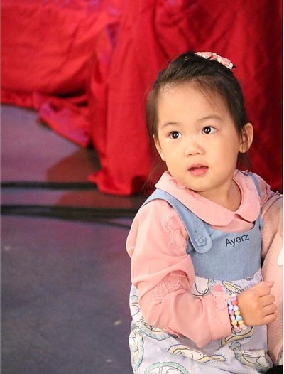 น้องวันใหม่ และครอบครัวฉัตรบริรักษ์ ในรายการสามแซ่บ น้องวันใหม่ และครอบครัวฉัตรบริรักษ์ ในรายการสามแซ่บ