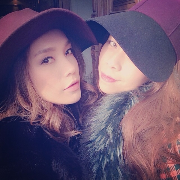 พลอย เฌอมาลย์ พร้อมเพื่อนสาว อวดแฟชั่นสุดเริ่ด เที่ยวมิลาน อิตาลี พลอย เฌอมาลย์ พร้อมเพื่อนสาว อวดแฟชั่นสุดเริ่ด เที่ยวมิลาน อิตาลี