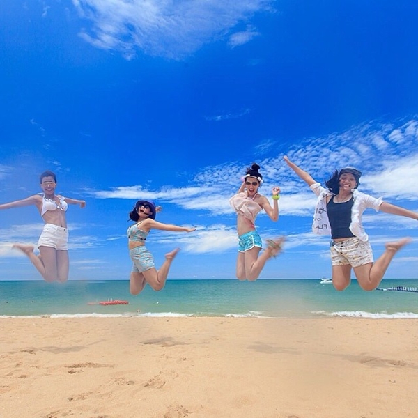 ต่าย ชัชฎาภรณ์ อวดหุ่นสวยในชุดว่ายน้ำ จากเขาหลัก ต่าย ชัชฎาภรณ์ อวดหุ่นสวยในชุดว่ายน้ำ จากเขาหลัก