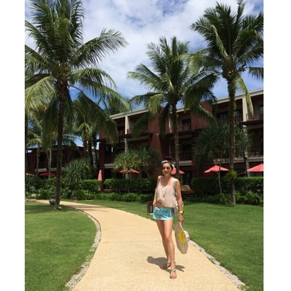 ต่าย ชัชฎาภรณ์ อวดหุ่นสวยในชุดว่ายน้ำ จากเขาหลัก ต่าย ชัชฎาภรณ์ อวดหุ่นสวยในชุดว่ายน้ำ จากเขาหลัก