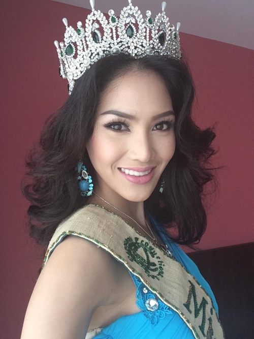 พอลลี่ ปุณิกา มิสเอิร์ธวอเตอร์ 2013 ถูกปลด พอลลี่ ปุณิกา มิสเอิร์ธวอเตอร์ 2013 ถูกปลด