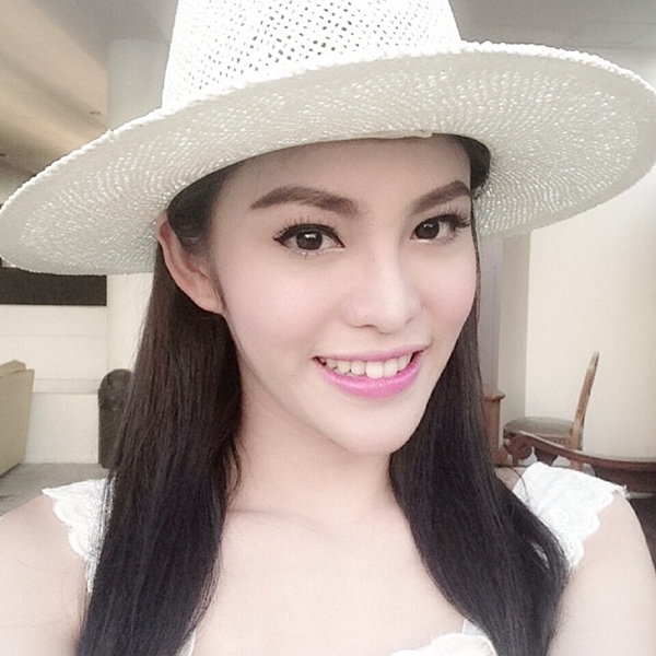 อ้อม เกศินี อ้อม เกศินี