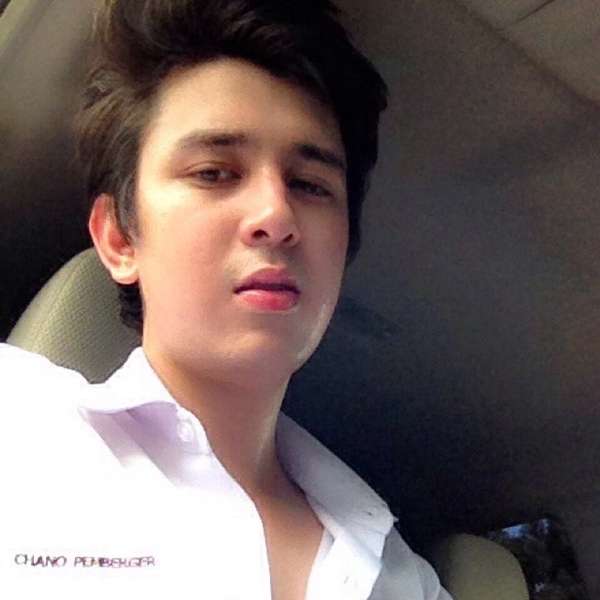 ชาโน แพมเบอร์เกอร์ ชาโน แพมเบอร์เกอร์