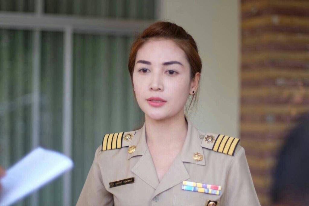 แม่หลวงกุ้ง ชาวเน็ตยกเป็นผู้ใหญ่บ้านสวยที่สุด แม่หลวงกุ้ง ชาวเน็ตยกเป็นผู้ใหญ่บ้านสวยที่สุด