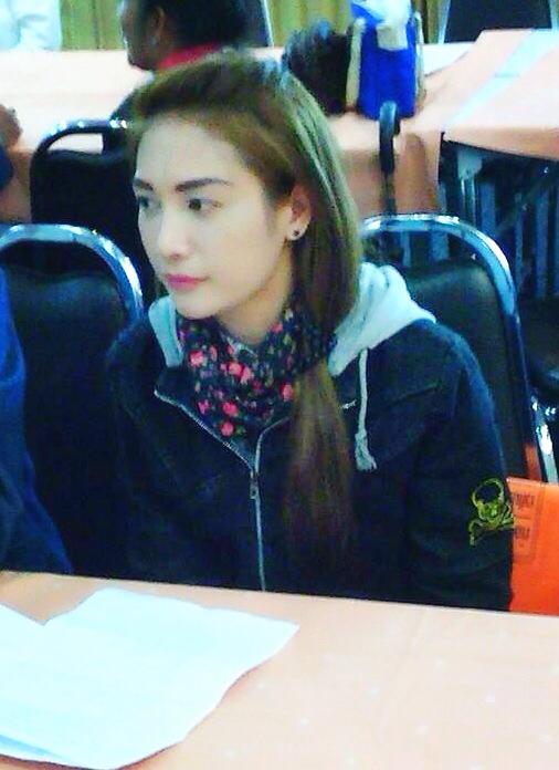 ชมภาพ แม่หลวงกุ้ง ชาวเน็ตยกเป็นผู้ใหญ่บ้านสวยที่สุด ชมภาพ แม่หลวงกุ้ง ชาวเน็ตยกเป็นผู้ใหญ่บ้านสวยที่สุด