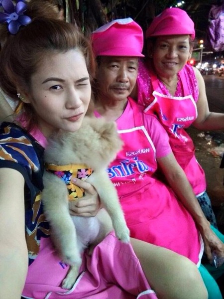 แม่ค้าส้มตำ ปลานิล หทัยรัตน์ แม่ค้าส้มตำ ปลานิล หทัยรัตน์