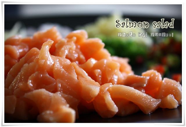 ยำปลาแซลมอน ยำปลาแซลมอน