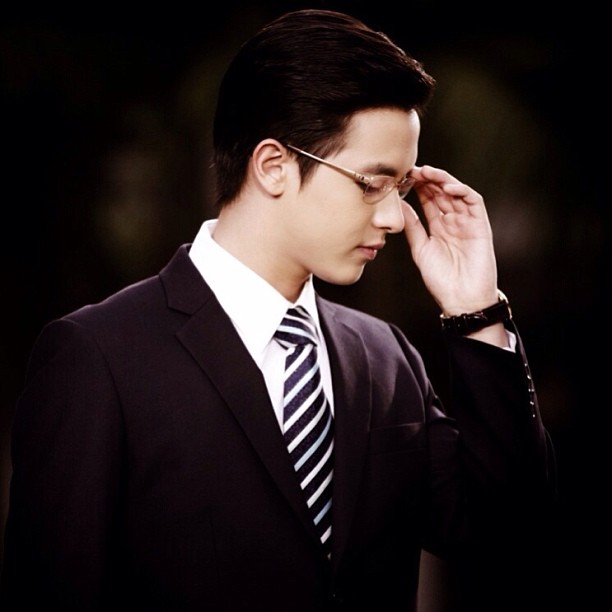 เจมส์ จิรายุ ประวัติ เจมส์ พระเอก คุณชายพุฒิภัทร เจมส์ จิรายุ ประวัติ เจมส์ พระเอก คุณชายพุฒิภัทร