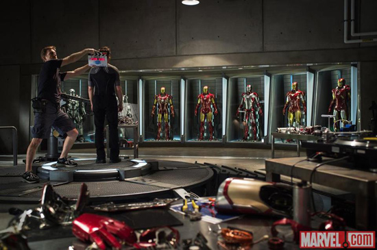 มาร์เวล ทุ่มไม่อั้น สร้างกองทัพชุดเกราะ 42 ชุด ใน Iron Man 3