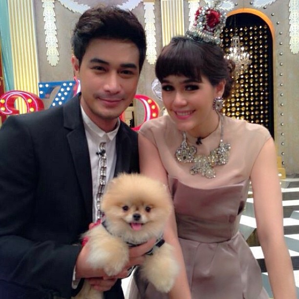 หล่อเวอร์! แอบส่องเบื้องหลัง โฬม ถ่ายรายการ 3 แซ่บ