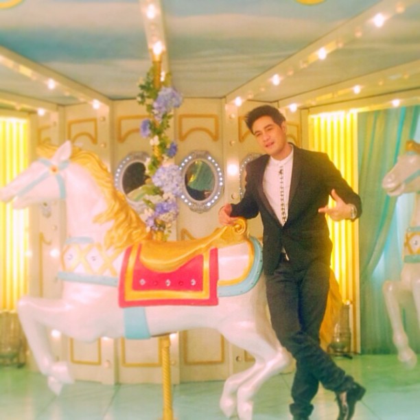 หล่อเวอร์! แอบส่องเบื้องหลัง โฬม ถ่ายรายการ 3 แซ่บ