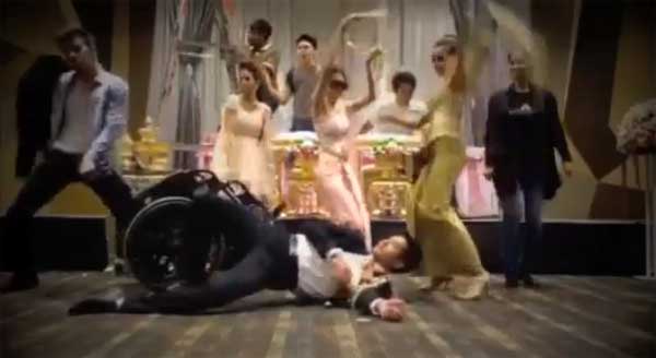 เวียร์ ศุกลวัฒน์ เด้งหลังเด้งหน้า เต้น Harlem Shake เวียร์ ศุกลวัฒน์ เด้งหลังเด้งหน้า เต้น Harlem Shake