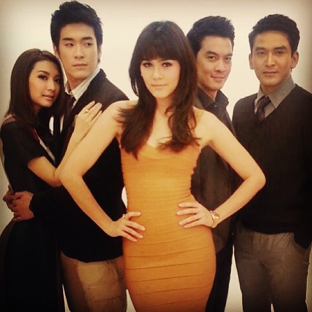ฟิตติ้ง ทรายสีเพลิง... ชมพู่ ประกบ 3 พระเอก ชาคริต-อาเล็ก-ป๋อ