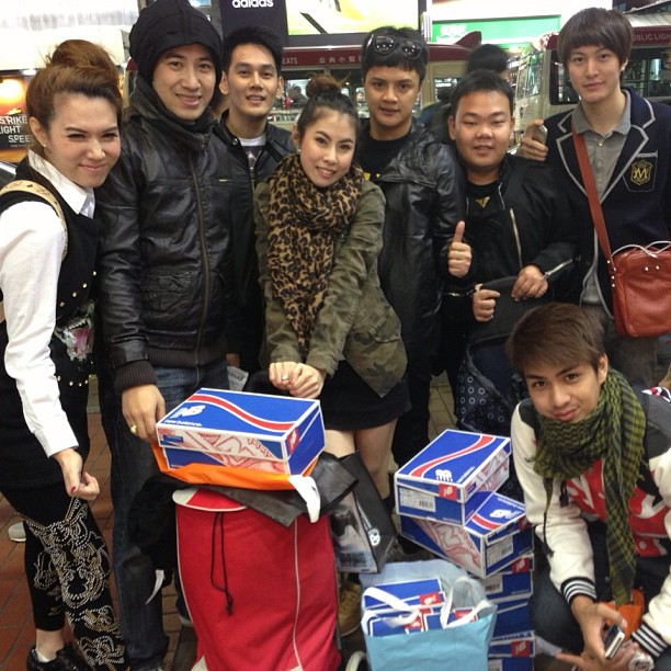 เมย์-กรรชัย ควงคู่สวีทจี๋จ๋า ตระเวนไหว้พระ มาเก๊า-ฮ่องกง